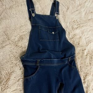 Freddy Store maternity overalls (NEW)